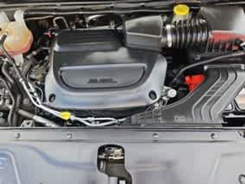 Used 2022 Chrysler Pacifica Touring-L FWD image 19