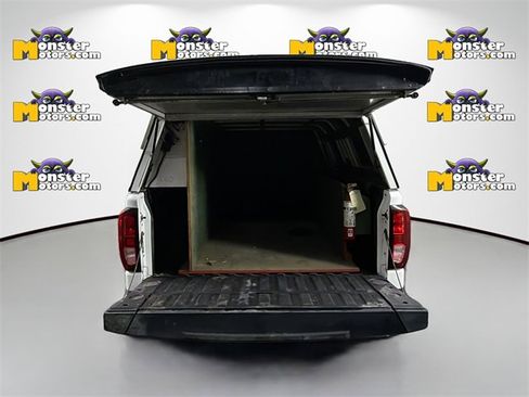 Used 2022 GMC Sierra 1500 SLE image 25