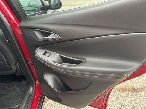 Used 2021 Buick Encore GX Essence w/ Experience Buick Package image 44