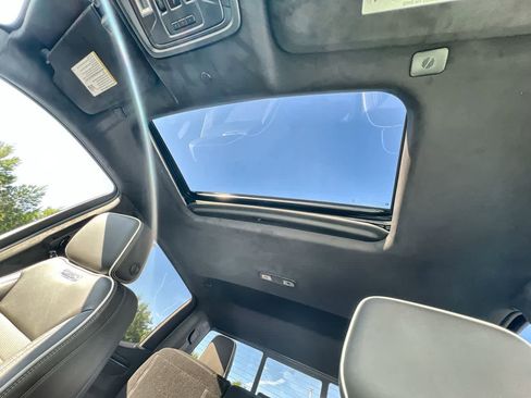 Used 2025 GMC Sierra 1500 AT4X image 19