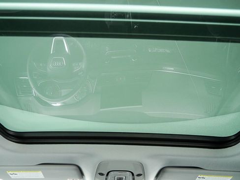 Used 2023 Audi Q5 2.0T Premium w/ Convenience Package image 20