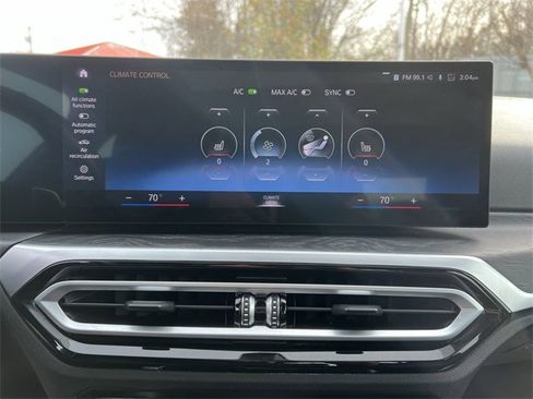 Used 2024 BMW 330i Sedan image 19