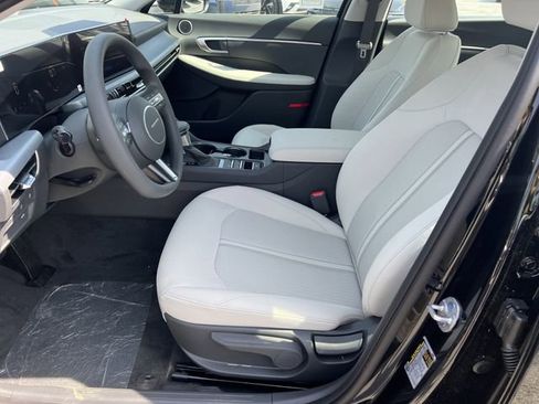 New 2026 Hyundai Sonata SE FWD image 9