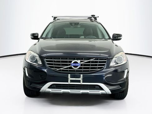 Used 2017 Volvo XC60 T6 Dynamic w/ Preferred Option Package AWD/4WD image 2