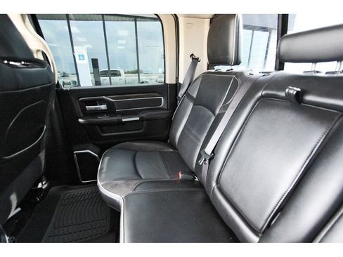 Used 2019 RAM 2500 Laramie AWD/4WD image 12
