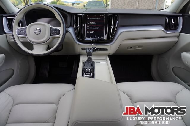 Used 2020 Volvo XC60 T5 Momentum w/ Protection Package Premier AWD/4WD image 10