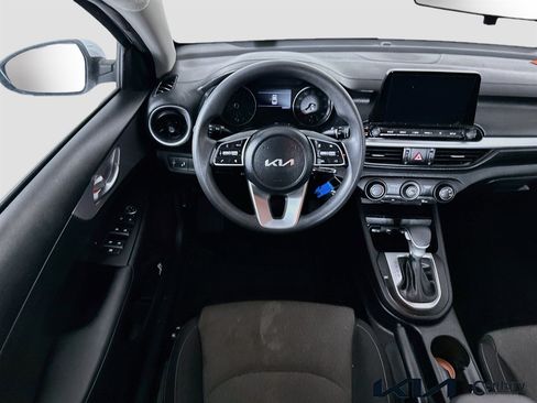 Certified 2023 Kia Forte LXS w/ LXS Technology Package FWD image 20