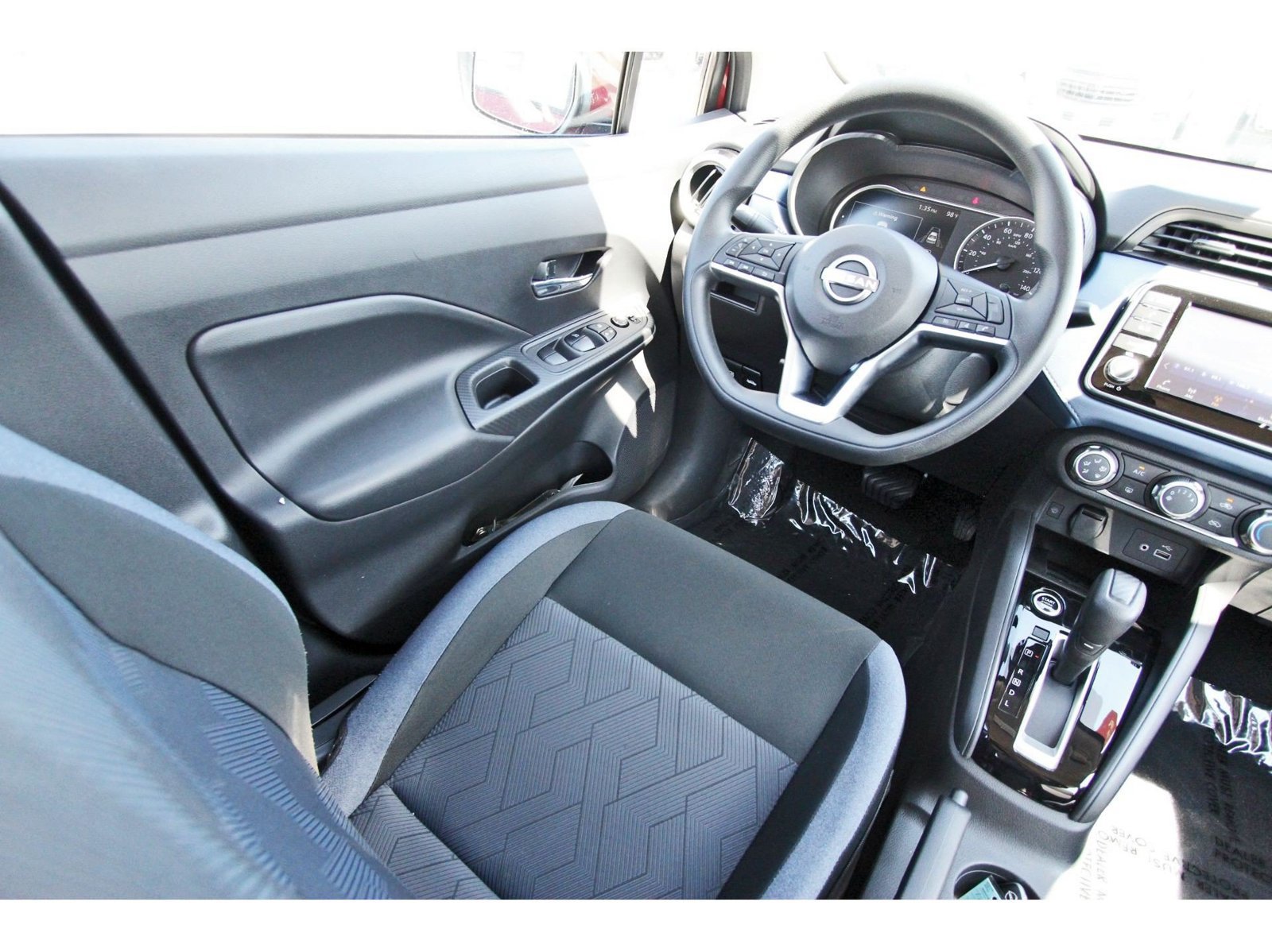 Certified 2025 Nissan Versa SV w/ Trunk Package FWD image 12