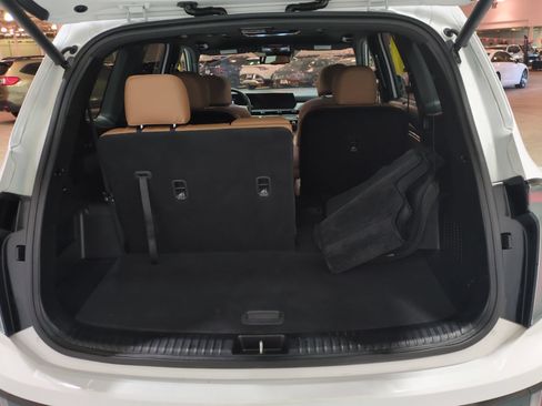 Certified 2024 Kia Telluride EX X-Line AWD/4WD image 12