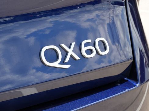 Certified 2026 INFINITI QX60 Luxe w/ Family Package FWD image 20