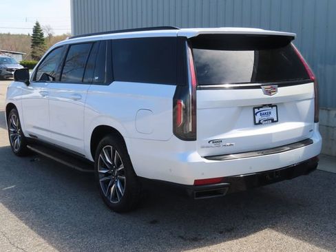 Used 2022 Cadillac Escalade ESV Sport w/ Touring Package AWD/4WD image 10