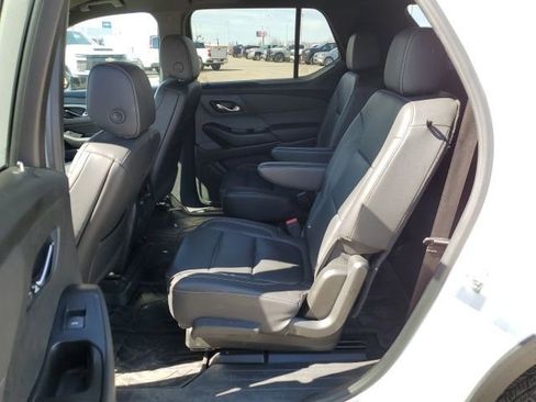 Used 2023 Chevrolet Traverse LT w/ LT Premium Package image 25