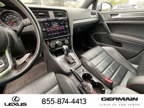 Used 2020 Volkswagen GTI SE image 20