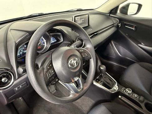 Used 2017 Toyota Yaris iA FWD image 54