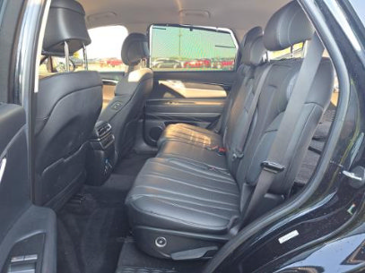 Used 2025 Genesis GV80 2.5T AWD/4WD image 16