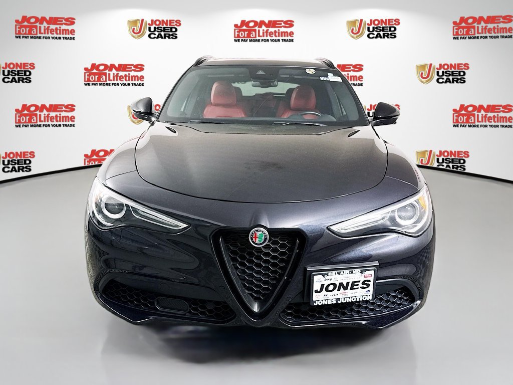 Used 2023 Alfa Romeo Stelvio Veloce AWD/4WD image 13