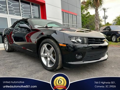 Used 2015 Chevrolet Camaro LT image 1