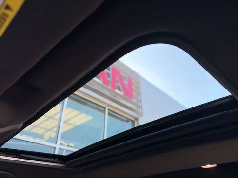 Used 2022 Nissan Frontier PRO-4X w/ Pro-4X Premium Package image 24