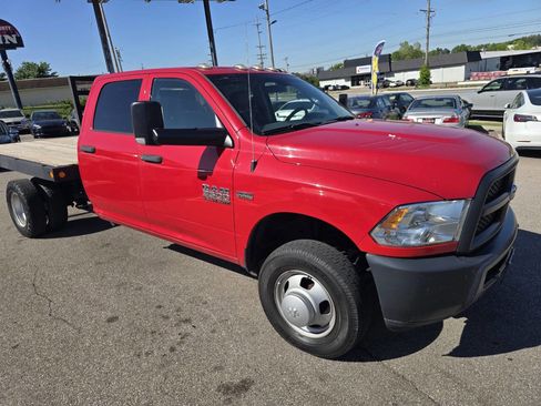 Used 2017 RAM 3500 Tradesman RWD image 44