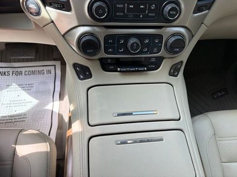 Used 2020 GMC Yukon XL Denali w/ Denali Ultimate Package AWD/4WD image 13