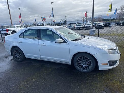 Used 2011 Ford Fusion SE image 6