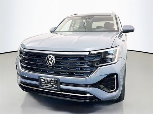 New 2026 Volkswagen Atlas SEL Premium R-Line AWD/4WD image 3