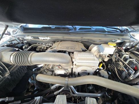 Used 2023 RAM 1500 Big Horn AWD/4WD image 9