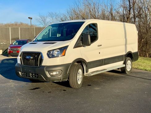 Used 2024 Ford Transit 250 Low Roof w/ Exterior Upgrade Package image 4