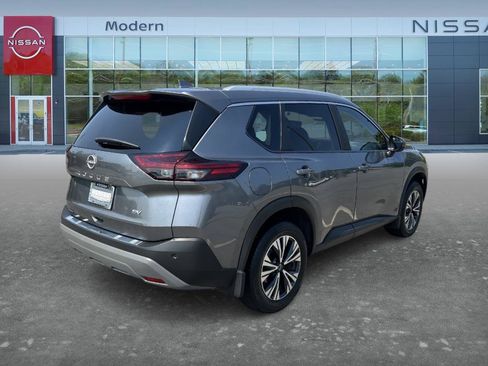 Certified 2023 Nissan Rogue SV w/ SV Premium B Package FWD image 5