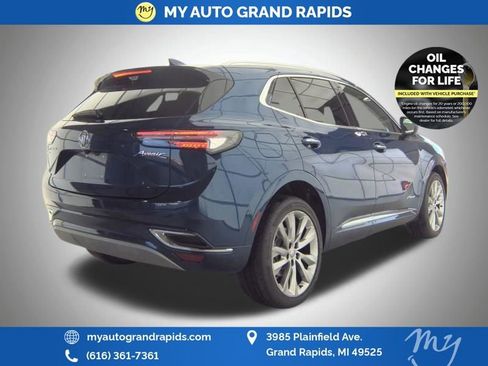 Used 2023 Buick Envision Avenir AWD/4WD image 2