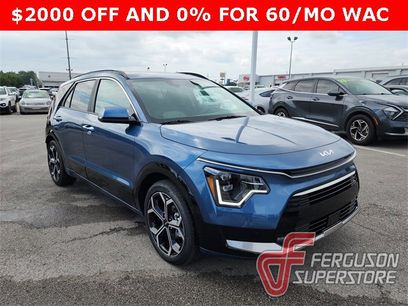 New 2025 Kia Niro SX Touring