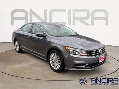 Used 2017 Volkswagen Passat 1.8T SE