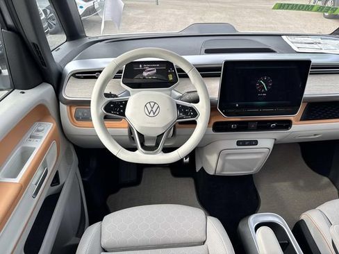 New 2025 Volkswagen ID. Buzz 1st Edition image 9