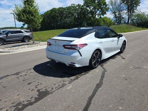 Used 2018 Toyota Camry XSE FWD image 7