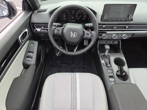 Certified 2025 Honda Civic Sport image 27