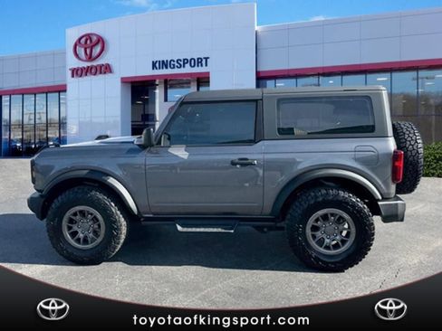 Used 2023 Ford Bronco 2-Door image 2