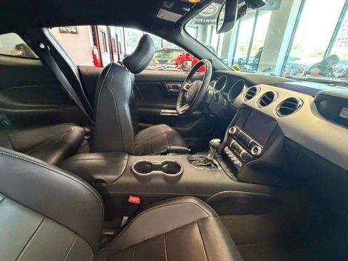 Used 2015 Ford Mustang Premium RWD image 32