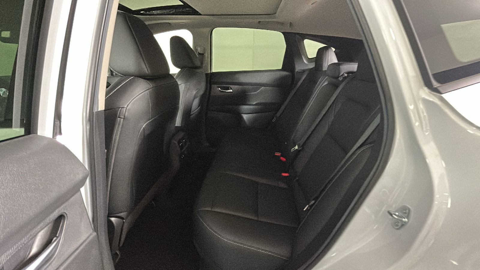 Used 2026 Nissan Murano SL AWD/4WD image 32