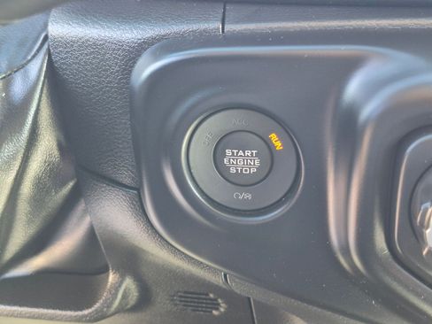 Used 2023 Jeep Wrangler Unlimited Sahara w/ Cold Weather Group AWD/4WD image 20