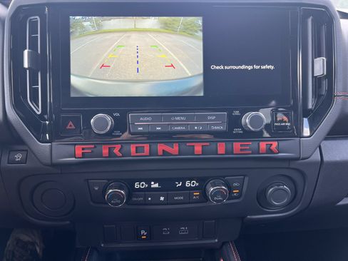 Certified 2025 Nissan Frontier Pro-X RWD image 6