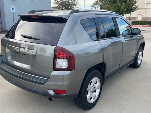 Used 2014 Jeep Compass Sport image 12
