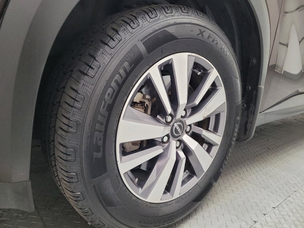 Used 2022 Nissan Pathfinder SL FWD image 31
