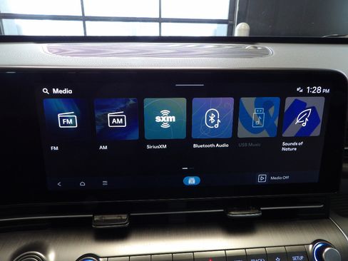 Used 2024 Hyundai Kona SEL image 36