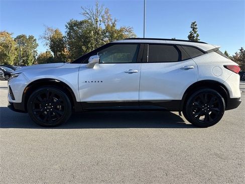 Used 2022 Chevrolet Blazer RS w/ Enhanced Convenience Package image 6