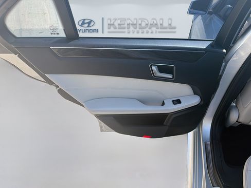 Used 2016 Mercedes-Benz E 350 Sedan w/ Premium Package image 23