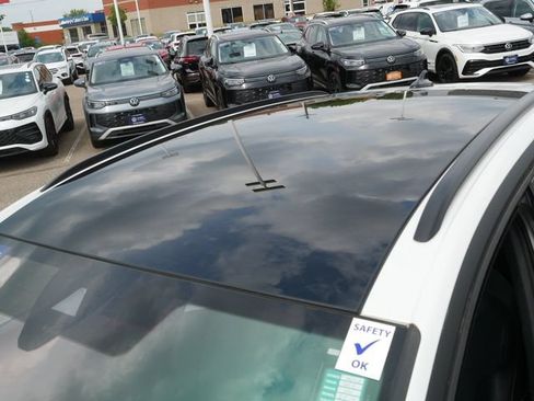 Used 2023 Volkswagen ID.4 Pro S AWD/4WD image 11