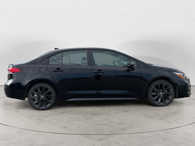 Used 2024 Toyota Corolla SE w/ SE Premium Package FWD image 4