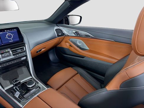 Used 2026 BMW M850i xDrive Convertible w/ M Carbon Exterior Package AWD/4WD image 35