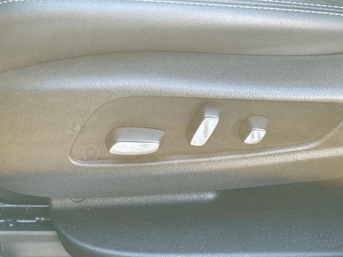 Used 2021 Cadillac XT5 Premium Luxury image 15