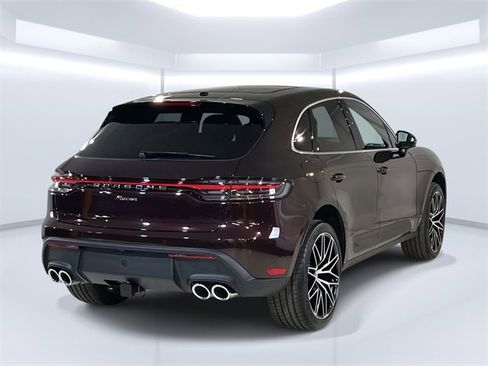 New 2026 Porsche Macan image 7